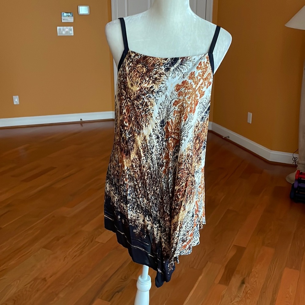 Light summer tunic Nic+Zoe medium.